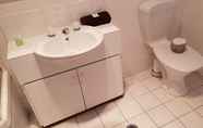 In-room Bathroom 5 Tasman Holiday Parks - Geelong