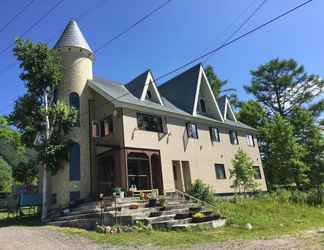 Exterior 2 Lodge Romulus