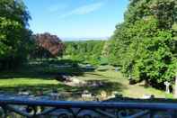 Nearby View and Attractions Château de Montsablé