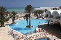 Kolam Renang Dar Jerba Zahra