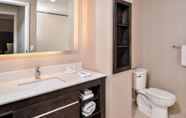 In-room Bathroom 7 Residence Inn by Marriott Charlotte Northlake