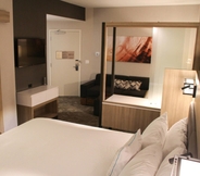 Bedroom 6 SpringHill Suites Baltimore White Marsh/Middle River