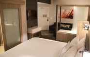 Bedroom 6 SpringHill Suites Baltimore White Marsh/Middle River