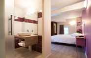 Kamar Tidur 7 Hotel Restaurant Le Sully