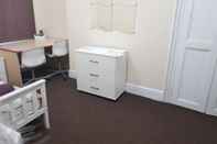 Bedroom Regency Guesthouse Manchester