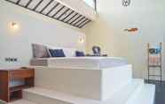 Toilet Kamar 4 Stay Shark Villas