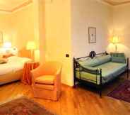 ห้องนอน 7 Albergo Castiglione Langhe