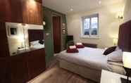 Kamar Tidur 7 Tsq Whitehall