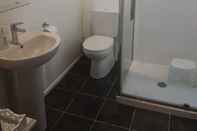 In-room Bathroom Genuine Kiwi Experience
