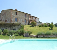 Swimming Pool 5 Agriturismo Riccardo