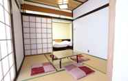 Bedroom 4 Guest House FUJI-HAKONE LAND - Hostel