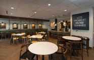 Restoran 6 Fairfield Inn & Suites by Marriott Philadelphia Valley Forge/Great Valley