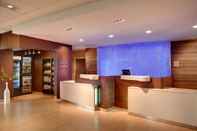 Lobi Fairfield Inn & Suites by Marriott Charlottesville Downtown/University Area