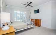 Kamar Tidur 4 Lakehouse Family Oasis