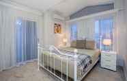 Kamar Tidur 7 Lakehouse Family Oasis