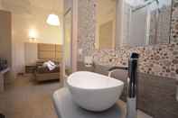 In-room Bathroom Hotel Timpe Bianche San Vito Lo Capo