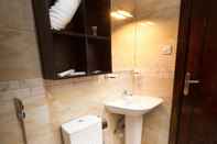 Toilet Kamar Gardens View Aparthotel