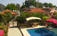 Swimming Pool 2 Kilim Hotel