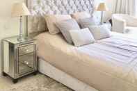 Bedroom Amazing & Luxurious Golf, Sea, Mountain, Lake view villa Porto Banus