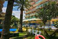 Swimming Pool Hotel Antares