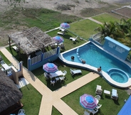 Swimming Pool 6 Hotel Perlas Del Golfo