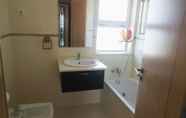 In-room Bathroom 3 C7 - 3 Bed Luxury Penthause by DreamAlgarve