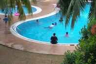 Swimming Pool Rose Condo Cocobay Beach Resort