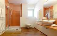 Phòng tắm bên trong 3 Hotel Bayerisch Meran