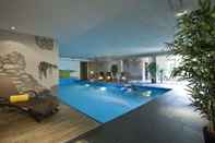 Swimming Pool Hotel Tyrol