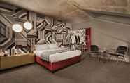 Kamar Tidur 5 Stories Boutique Hotel