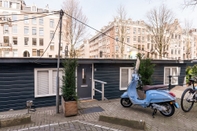 Exterior Houseboat Lady Jane Amsterdam