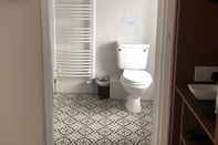 Toilet Kamar Pier 36