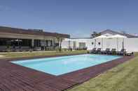 Swimming Pool Monte Girassol - The Lisbon Country House!