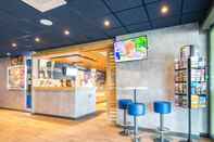 Bar, Cafe and Lounge ibis budget Rennes Route de Lorient