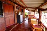 Sảnh chờ Baanpakrimklong Sukhamon Homestay & Resort