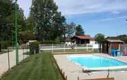 Swimming Pool 2 Camping Paradis des Dombes