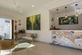 Lobi 4 Poseidon Residence