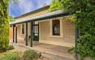 Exterior 3 Pembury Cottage