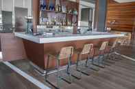 Bar, Kafe, dan Lounge Arterra Stunning Ocean View