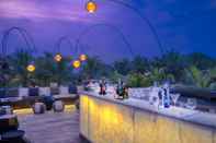 Bar, Cafe and Lounge Azaya Beach Resort
