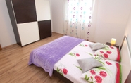 Kamar Tidur 7 Apartment Vili 351