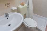 In-room Bathroom Apartments Antonieta 1209