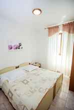 Bedroom 4 Apartments Antonieta 1209