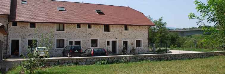 Exterior La Ferme de Coron