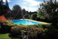 Swimming Pool Villa Erre - Literary B&B