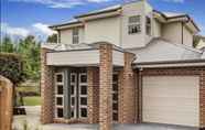 Exterior 4 Signature Townhouse in Doncaster