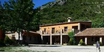 Exterior 4 Tantaka - Albergue de los Meleses - Hostel