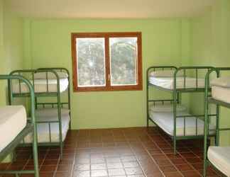 Bedroom 2 Albergue Restaurante Salto de Bierge - Hostel