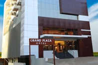 Exterior Grand Plaza Hotel