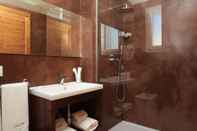 In-room Bathroom Rivazzurra Design Rooms